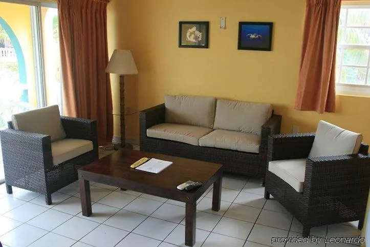 *** מלון דירות קרלנדיק Buddy Dive Resort באונאייר, סנט יוסטיישיוס ו-סאבה